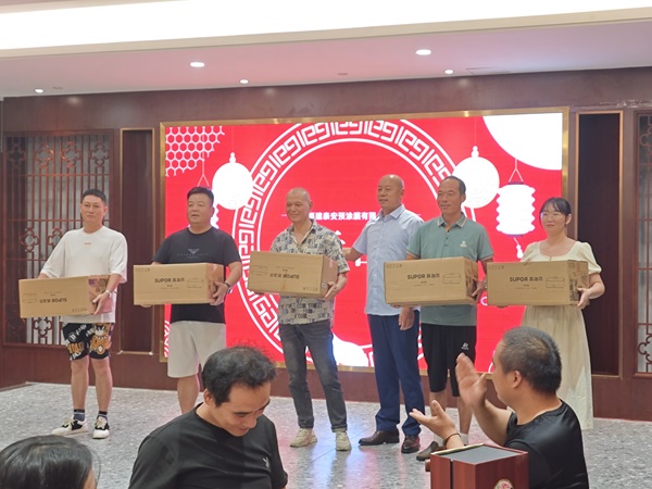 Fujian Taian Laminasyon Film Co, Ltd. Sonbahar Ortası Festivali buluşma ziyafeti, yeni bir yolculuk.